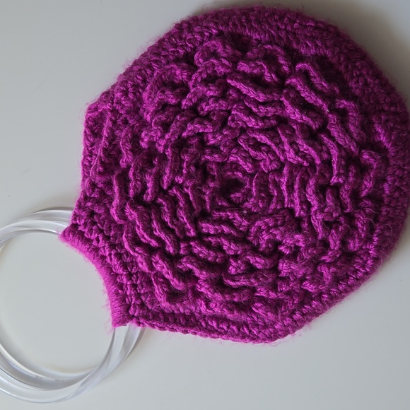 Vintage Knit Rose Bag 🌹 - Picture 6 of 6